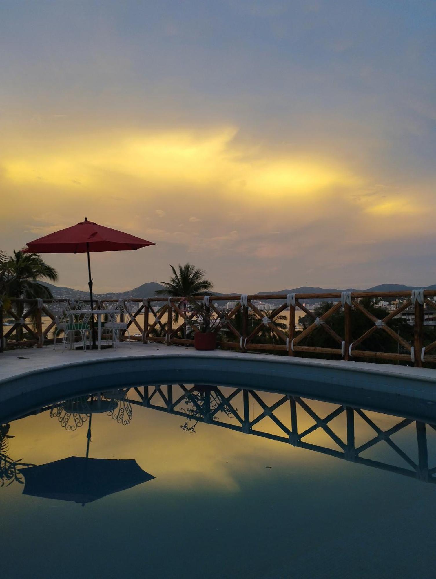 Casa Breizh Hotel อากาปุลโก ภายนอก รูปภาพ