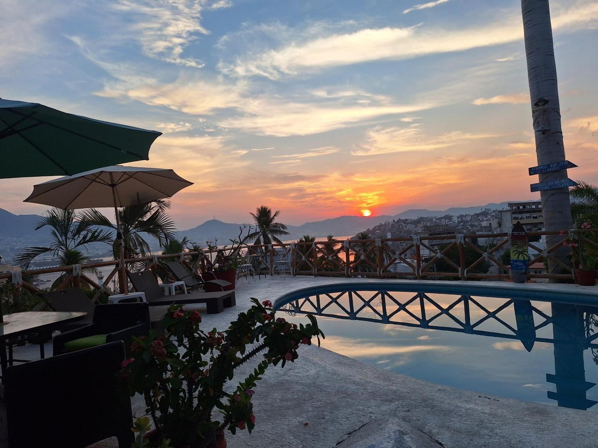 Casa Breizh Hotel อากาปุลโก ภายนอก รูปภาพ